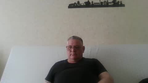 Thierrysymp online show from April 10, 4:01 pm