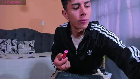 Thiiago online show from March 2, 12:54 pm