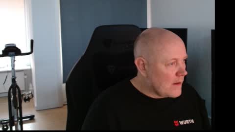 thomas315627 online show from March 2, 4:46 pm