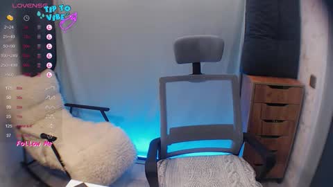 Thomas online show from September 22, 8:57 pm