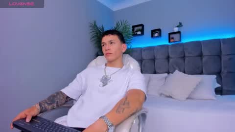 Thomas online show from February 15, 1:32 pm