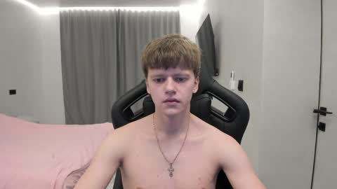 Tomas online show from April 10, 7:29 pm