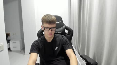 Tomas online show from January 31, 8:22 pm