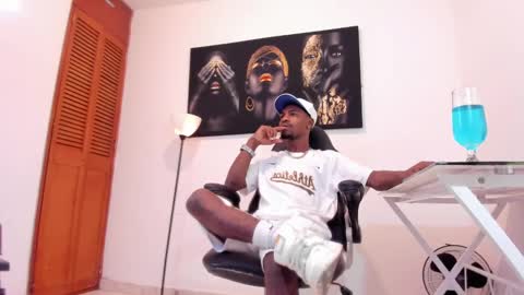 Snapshot of thomas_shelbys chatting on January 15, 3:43 am Thomas online show from January 15, 3:43 am