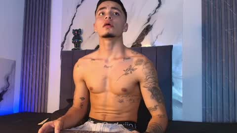 thomass_conor online show from April 10, 1:00 am