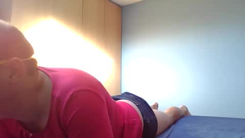 thomasverdries online show from September 19, 7:01 am