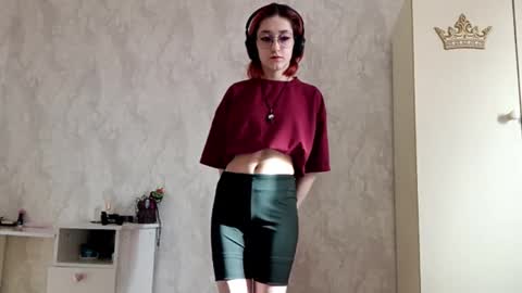 Lina online show from December 15, 8:43 am