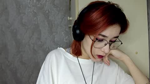 Lina online show from December 2, 12:14 pm