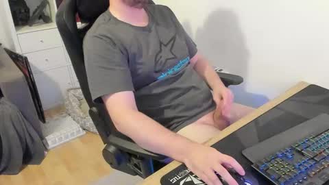 thommy2008 online show from October 17, 11:31 pm