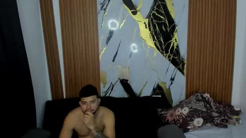 thomson_hot01 online show from December 23, 5:57 am