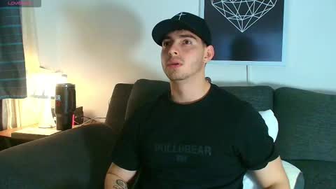 thomylov online show from February 3, 3:37 am