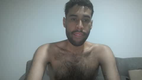 Snapshot of throwawayyourgun chatting on March 3, 9:15 pm Luka online show from March 3, 9:15 pm