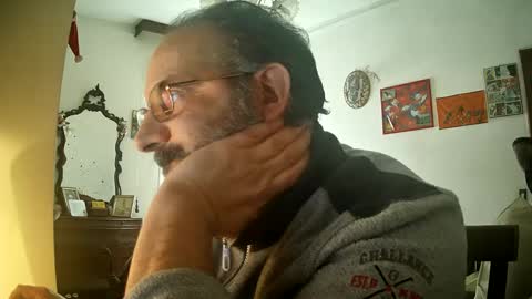 Little Wolf  online show from February 22, 11:46 am