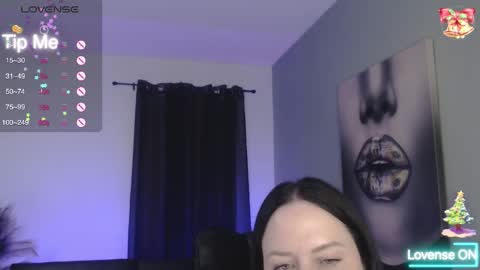 Tia Bella online show from December 3, 2:12 am