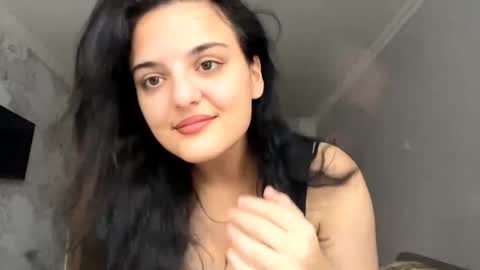 Mary online show from November 8, 9:23 am