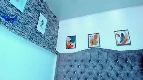 Snapshot of tiana_glowxxx chatting on March 3, 10:10 pm Tiana online show from March 3, 10:10 pm