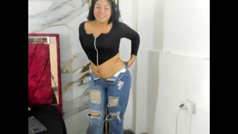 tiana_hots online show from May 10, 12:39 am