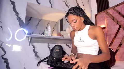 Tifanny online show from December 22, 6:36 pm