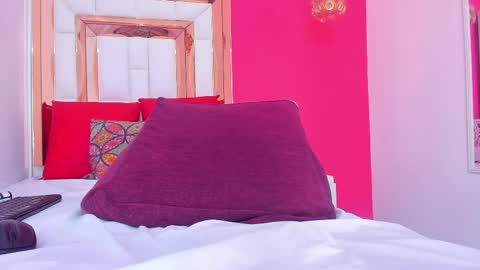 Snapshot of tifany_horny69 chatting on March 2, 1:47 am Karolina online show from March 2, 1:47 am