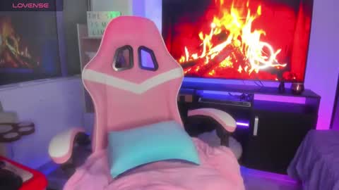 Tiffany Bela online show from February 19, 11:57 pm