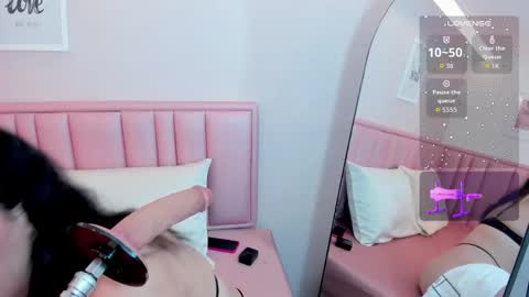 Tiffany online show from September 28, 11:36 pm