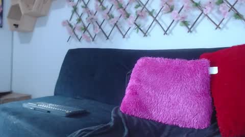 Tiffany online show from February 12, 5:33 am