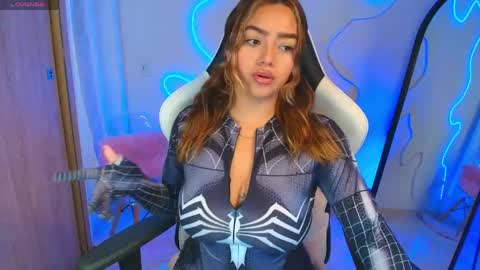 Tiffany Lopez online show from April 16, 3:06 am