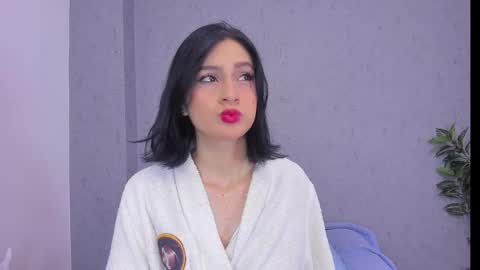 tiffany_mendez online show from February 17, 12:15 pm