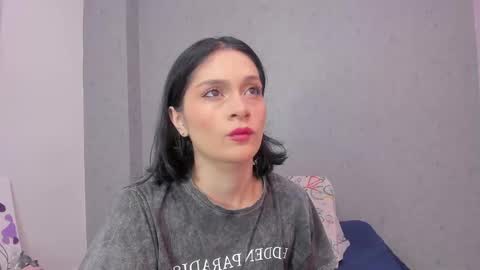 Snapshot of tiffany_mendez chatting on September 22, 12:09 pm tiffany_mendez online show from September 22, 12:09 pm