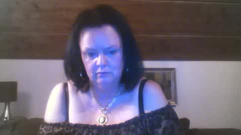 Snapshot of tiffanymature chatting on September 15, 9:16 pm TiffanyMature online show from September 15, 9:16 pm