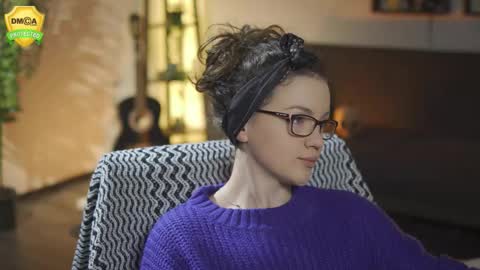 tiffanyriox online show from March 21, 1:11 am