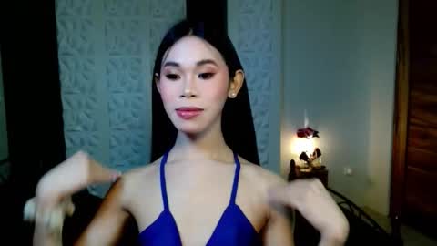 tiffanythebigcock online show from December 1, 1:31 pm