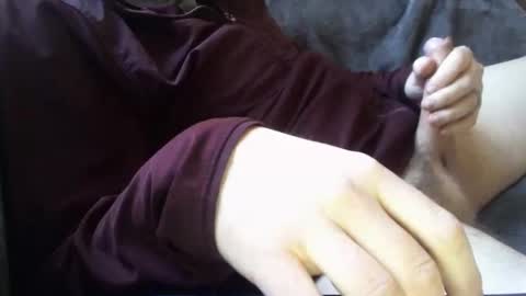 Tigerguy000 online show from March 9, 3:38 pm