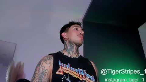 Chris online show from February 1, 2:47 am