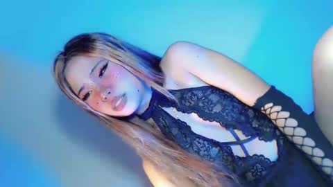 tight_elliana online show from February 22, 10:23 pm