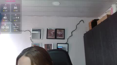 Snapshot of tiina_hz chatting on October 6, 5:53 pm Tiina hz online show from October 6, 5:53 pm