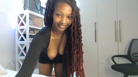 Tilly online show from February 1, 12:52 am