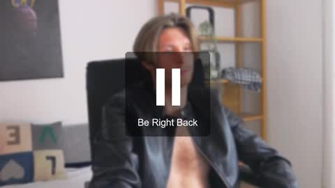 ask me online show from November 27, 7:32 pm