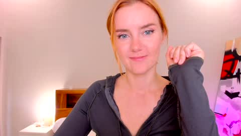 Snapshot of timissi chatting on January 20, 3:04 am Timis but I prefer you whisper to my ear my girl online show from January 20, 3:04 am