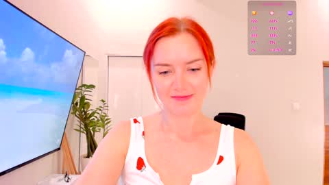 Snapshot of timissi chatting on February 3, 12:47 am Timis but I prefer you whisper to my ear my girl online show from February 3, 12:47 am