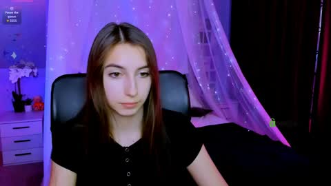tina_blade_ online show from May 12, 8:56 am