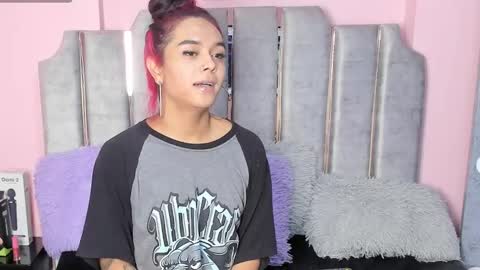 Snapshot of tina_noa chatting on March 8, 10:00 am Tina noa online show from March 8, 10:00 am