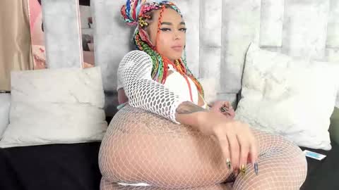 Snapshot of tina_noa chatting on October 8, 1:17 pm Tina noa online show from October 8, 1:17 pm