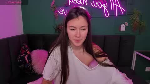 Tina  online show from November 14, 2:14 am