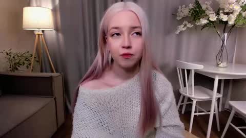 Annie online show from October 22, 10:44 pm