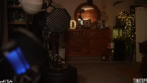 Tina -  online show from September 20, 2:25 am