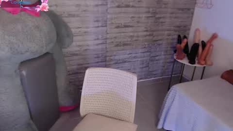 Tinna Goddess online show from November 6, 3:48 pm