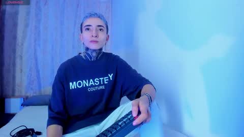 TINNY AND CANDY online show from December 18, 3:02 am