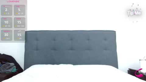 Tiny Caroline online show from March 11, 9:40 pm