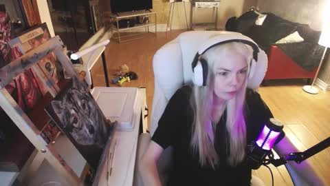 stage Kylie Sinner  brand CLITBAIT online show from February 27, 4:13 am